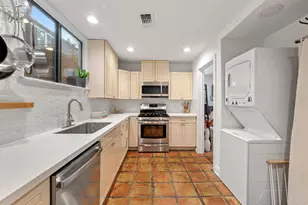 606 W Lynn St, Austin, TX 78703 - Photo 9