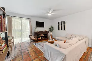 606 W Lynn St, Austin, TX 78703 - Photo 3