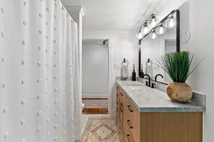 606 W Lynn St, Austin, TX 78703 - Photo 17