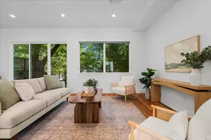 1801 E 2nd St, Austin, TX 78702 - Photo 5
