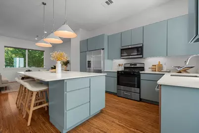 1801 E 2nd Street #8, Austin, TX 78702 - Photo 9