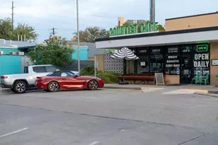 1801 E 2nd St, Austin, TX 78702 - Photo 31
