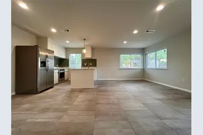 8922 Trone Circle #D, Austin, TX 78758 - Photo 5