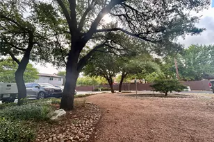 8922 Trone Cir, Austin, TX 78758 - Photo 29