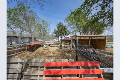 11600 S Uhwy 183 S, Buda, TX 78610 - Photo 27