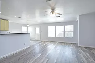 401 Bandara Woods Blvd, Elgin, TX 78621 - Photo 9