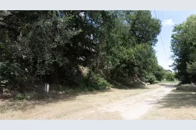 2212 N River Road, Lampasas, TX 76550 - Photo 23