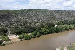 2212 N River Rd, Lampasas, TX 76550 - Photo 19