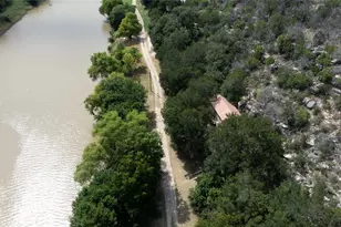 2212 N River Rd, Lampasas, TX 76550 - Photo 27