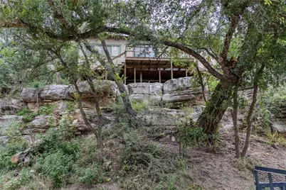 2212 N River Road, Lampasas, TX 76550 - Photo 11