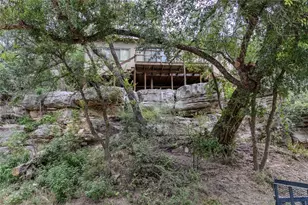 2212 N River Rd, Lampasas, TX 76550 - Photo 11