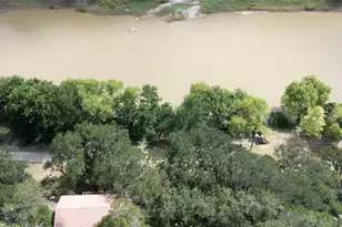 2212 N River Rd, Lampasas, TX 76550 - Photo 29