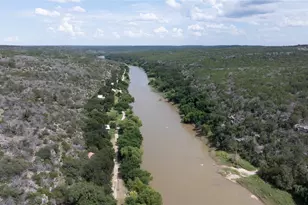 2212 N River Rd, Lampasas, TX 76550 - Photo 21