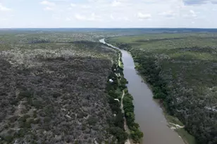 2212 N River Rd, Lampasas, TX 76550 - Photo 33
