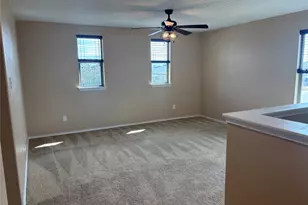 120 Schuylerville Dr, Elgin, TX 78621 - Photo 15