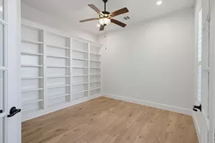 405 Skyflower Dr, Georgetown, TX 78628 - Photo 3