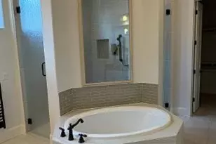 405 Skyflower Dr, Georgetown, TX 78628 - Photo 3