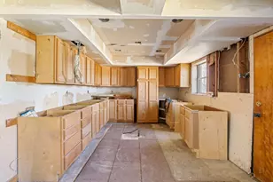 230 County Rd 422, Bartlett, TX 76511 - Photo 7