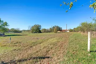 230 County Rd 422, Bartlett, TX 76511 - Photo 5