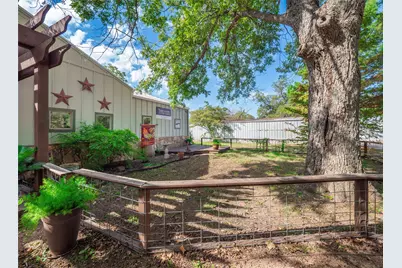 1508 Cypress Street, Bastrop, TX 78602 - Photo 5