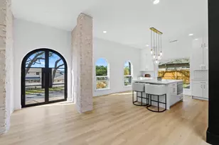 18702 Lakeland Dr, Point Venture, TX 78645 - Photo 3