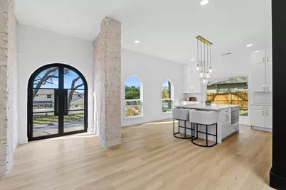 18702 Lakeland Drive, Point Venture, TX 78645 - Photo 5