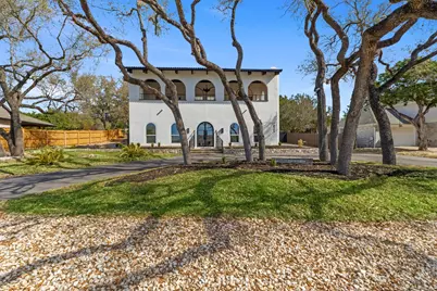 18702 Lakeland Drive, Point Venture, TX 78645 - Photo 33
