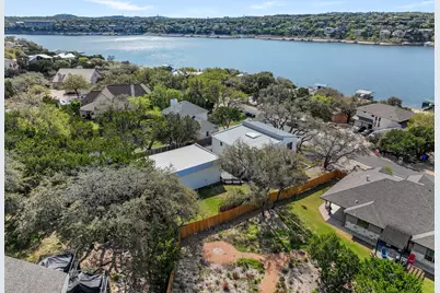 18702 Lakeland Drive, Point Venture, TX 78645 - Photo 29