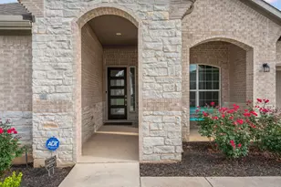 1621 Weavers Bnd, Georgetown, TX 78628 - Photo 3