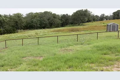 111 Powder Ridge, Luling, TX 78648 - Photo 19