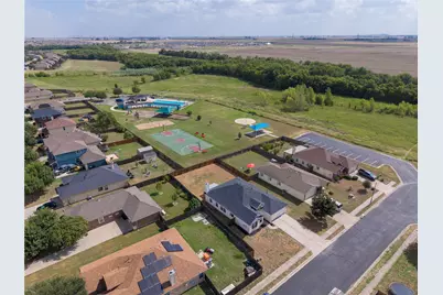 107 Fishbaugh Lane, Hutto, TX 78634 - Photo 33