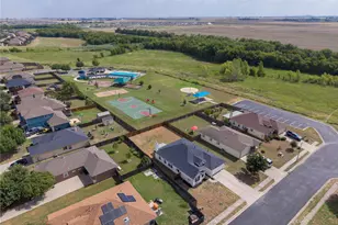 107 Fishbaugh Ln, Hutto, TX 78634 - Photo 33