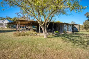 115 Fischer Store Rd, Fischer, TX 78623 - Photo 25
