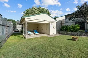 6718 Silvermine Dr, Austin, TX 78736 - Photo 7