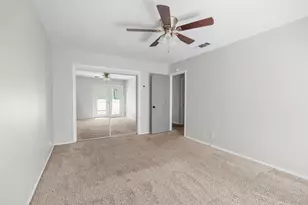 6718 Silvermine Dr, Austin, TX 78736 - Photo 19