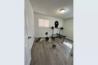 9505 N Creek Drive, Austin, TX 78753 - Photo 3