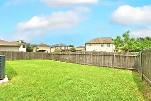 6800 Baythorne Dr, Austin, TX 78747 - Photo 27