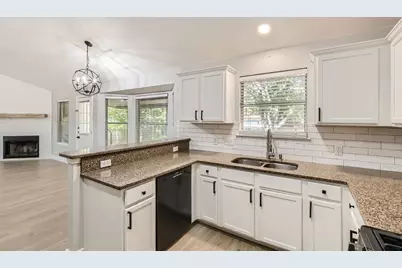 201 Orchard Way, Hutto, TX 78634 - Photo 9