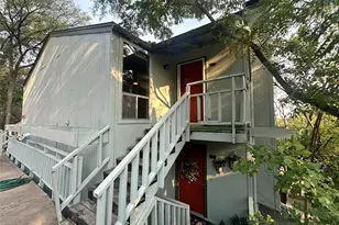 2206 Trailside Dr, Austin, TX 78704 - Photo 31