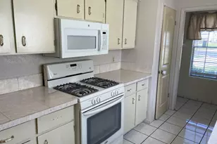 307 Hickok Ct, Austin, TX 78753 - Photo 5