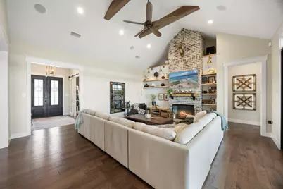 359 Ash Juniper Drive, New Braunfels, TX 78132 - Photo 3