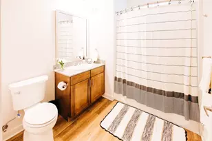 7051 Meadow Lake Blvd, Austin, TX 78744 - Photo 7