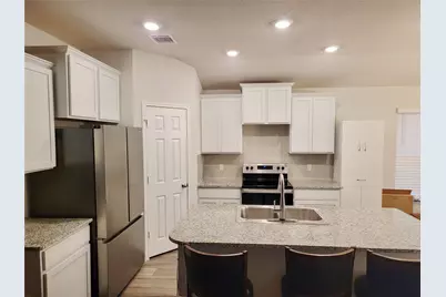 109 Akston Court, Jarrell, TX 76537 - Photo 3