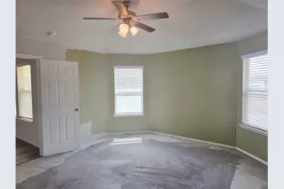 109 Akston Court, Jarrell, TX 76537 - Photo 9