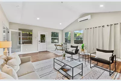 10115 Pinehurst Drive, Austin, TX 78747 - Photo 13