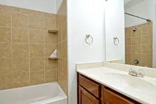 2216 San Gabriel St, Austin, TX 78705 - Photo 7