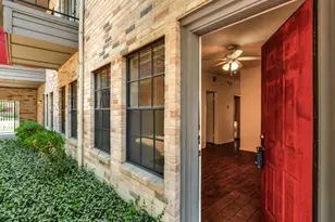 2216 San Gabriel St, Austin, TX 78705 - Photo 3