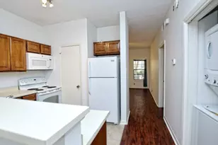 2216 San Gabriel St, Austin, TX 78705 - Photo 5