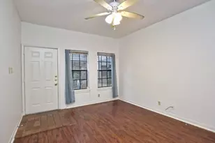 2216 San Gabriel St, Austin, TX 78705 - Photo 5