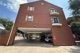106 E 30th Street E, Austin, TX 78705 - Photo 5